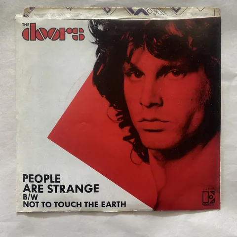 The Doors — People Are Strange / Not To Touch The Earth