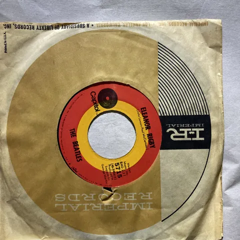 The Beatles — Eleanor Rigby / Yellow Submarine